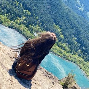 Meet your Posher, Irina